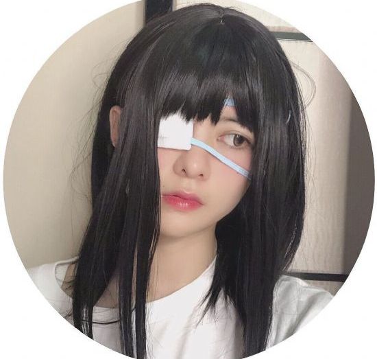 年轻的妈妈四