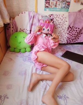 女大学生的沙龙