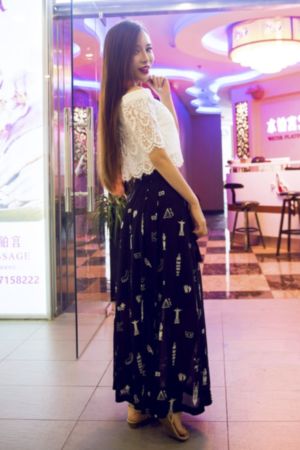 与僧侣结合的色欲之夜