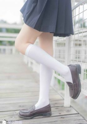 老师怎么在这里第一季免费观看
