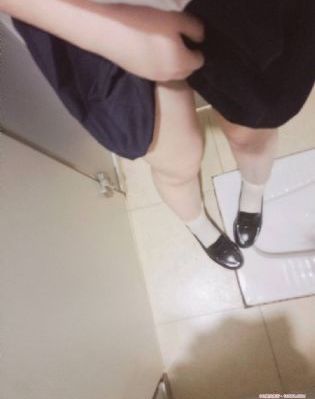 《女员工的滋味》