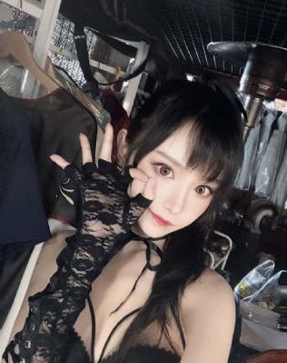 她在丈夫面被耍了中文2