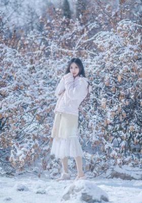 男生把美女狂出水视频